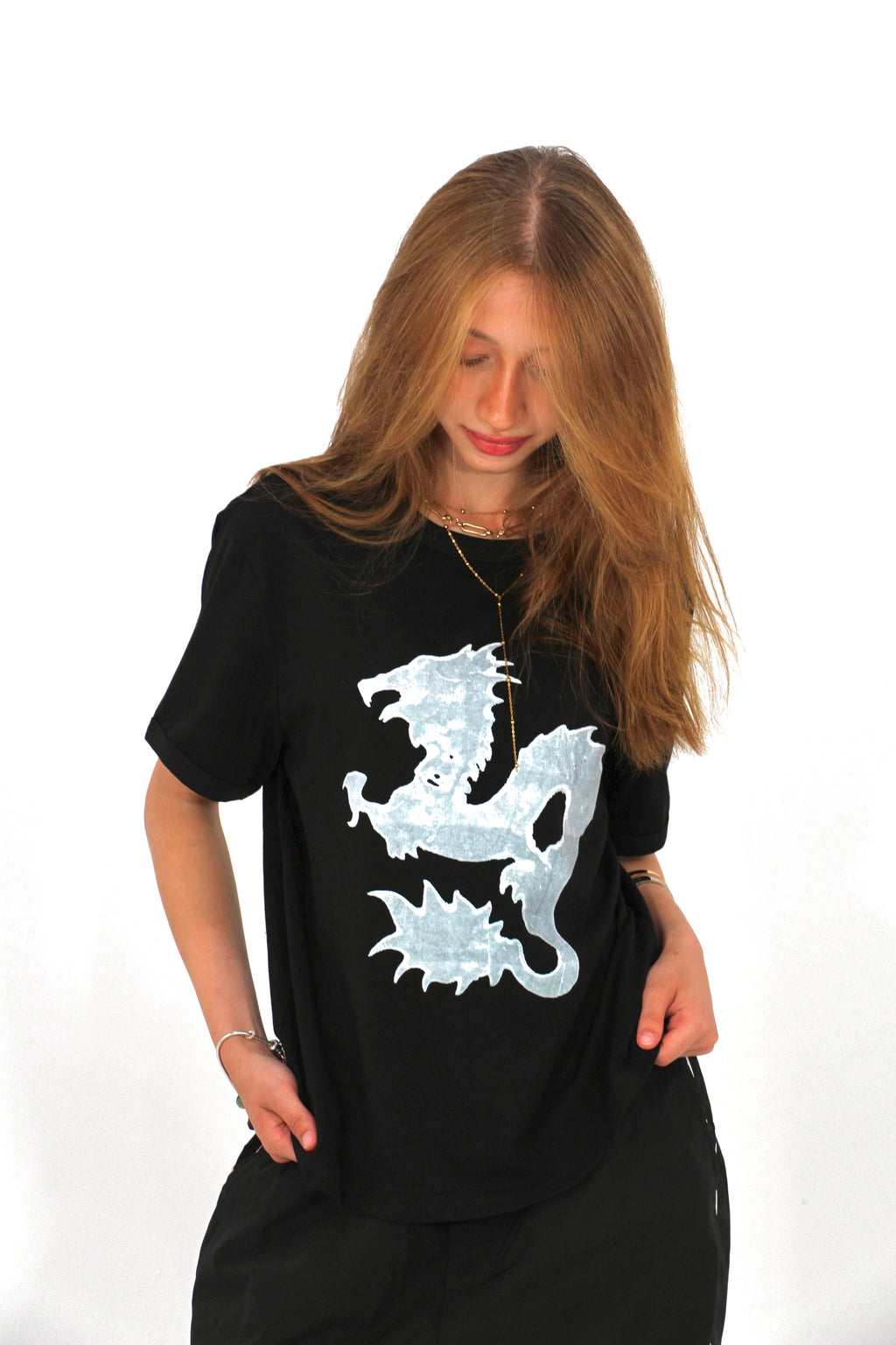 Zushi Black Tee